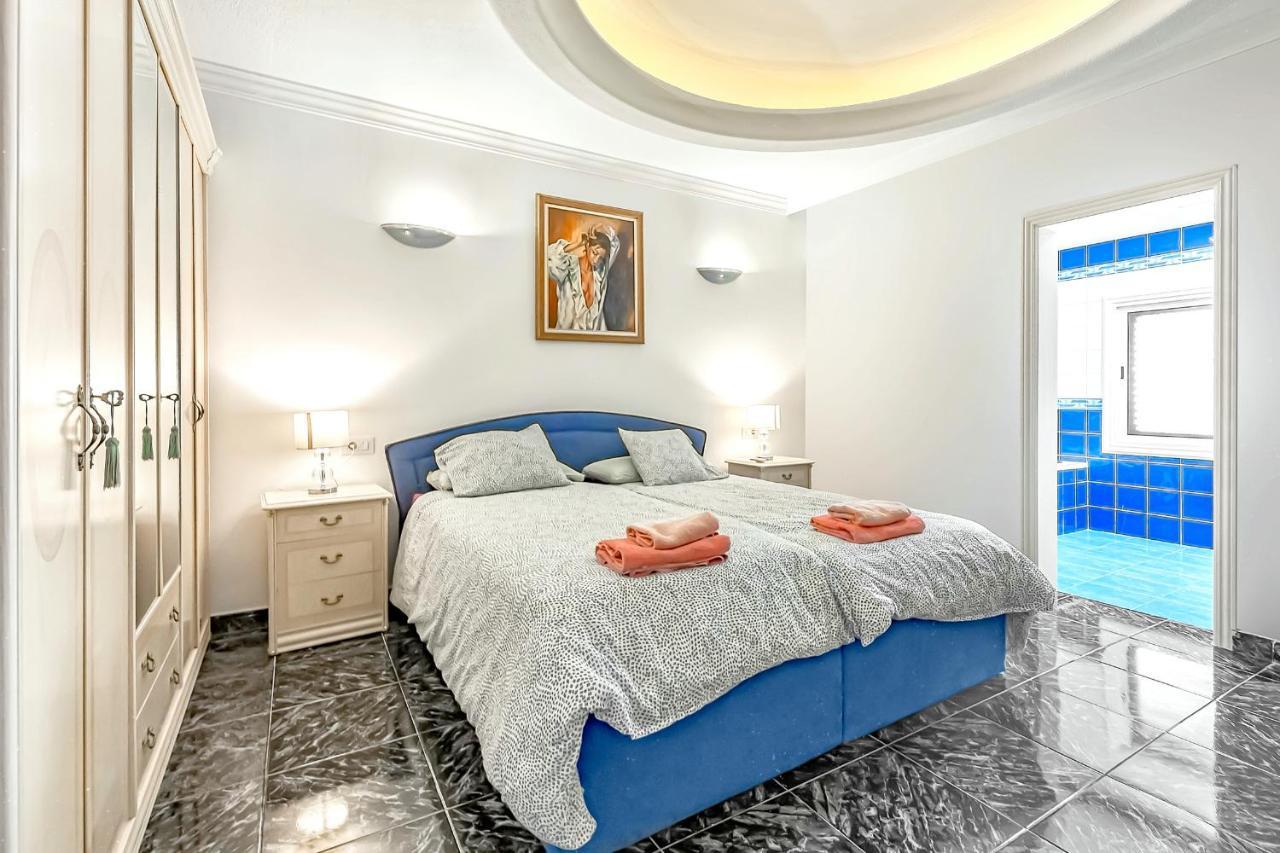 Villa Raquel With Private Pool And Sea View Los Menores Kültér fotó
